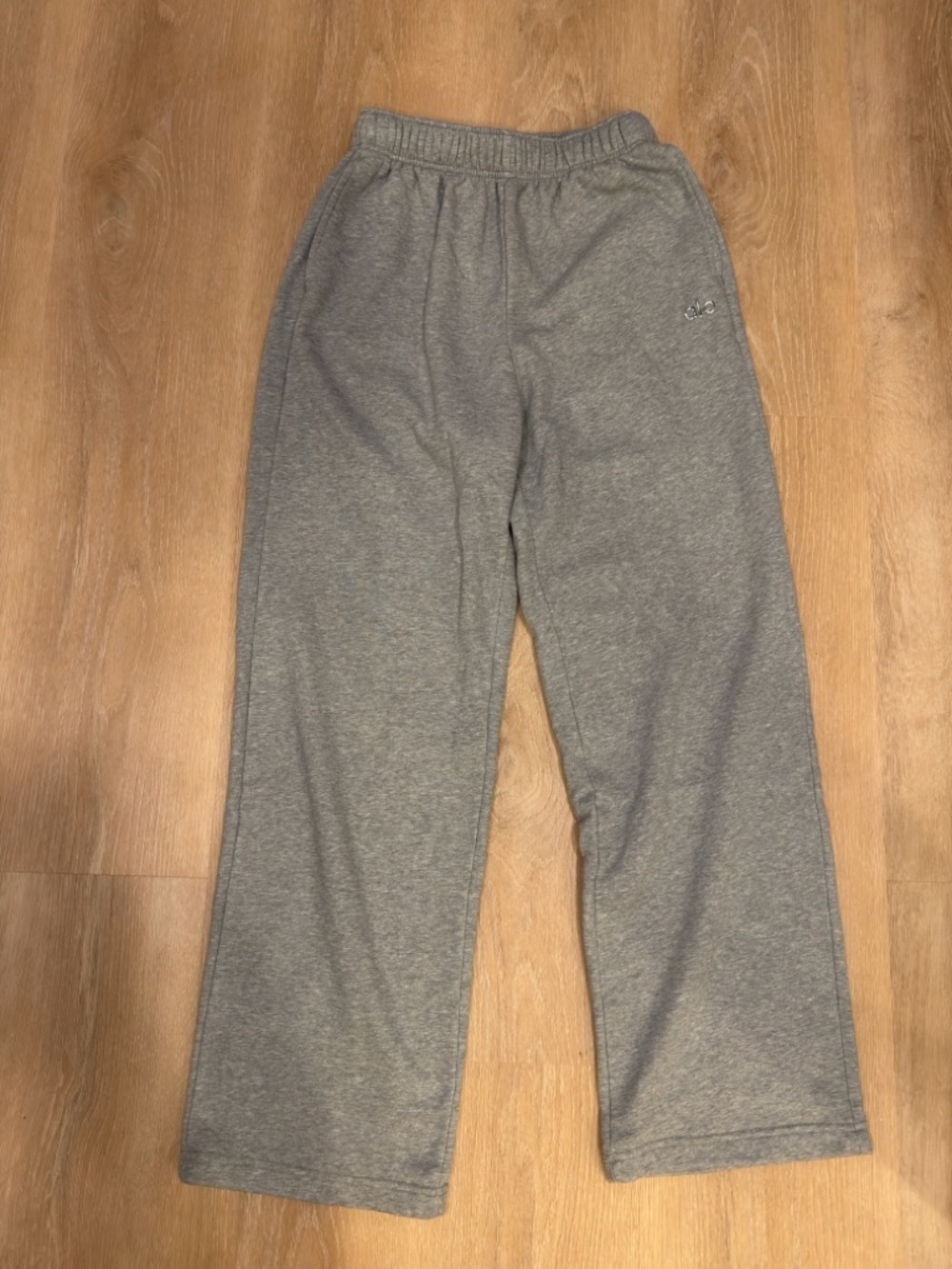 ALO Yoga Accolade Sweatpants Gray
